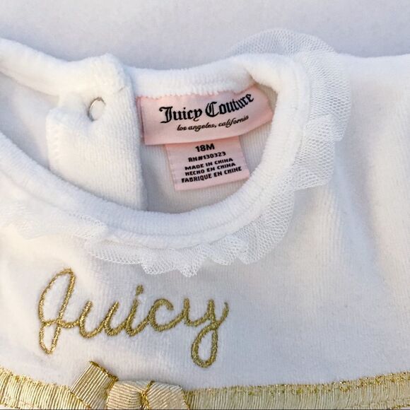 JUICY COUTURE | Ecru/Gold | VELOUR FOOTIE - Picture 4 of 6